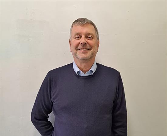 Headshot of Nigel Gilpin