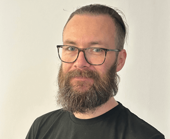 Headshot of Graham Pearson