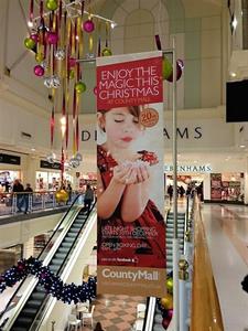 holiday-hanging-banner