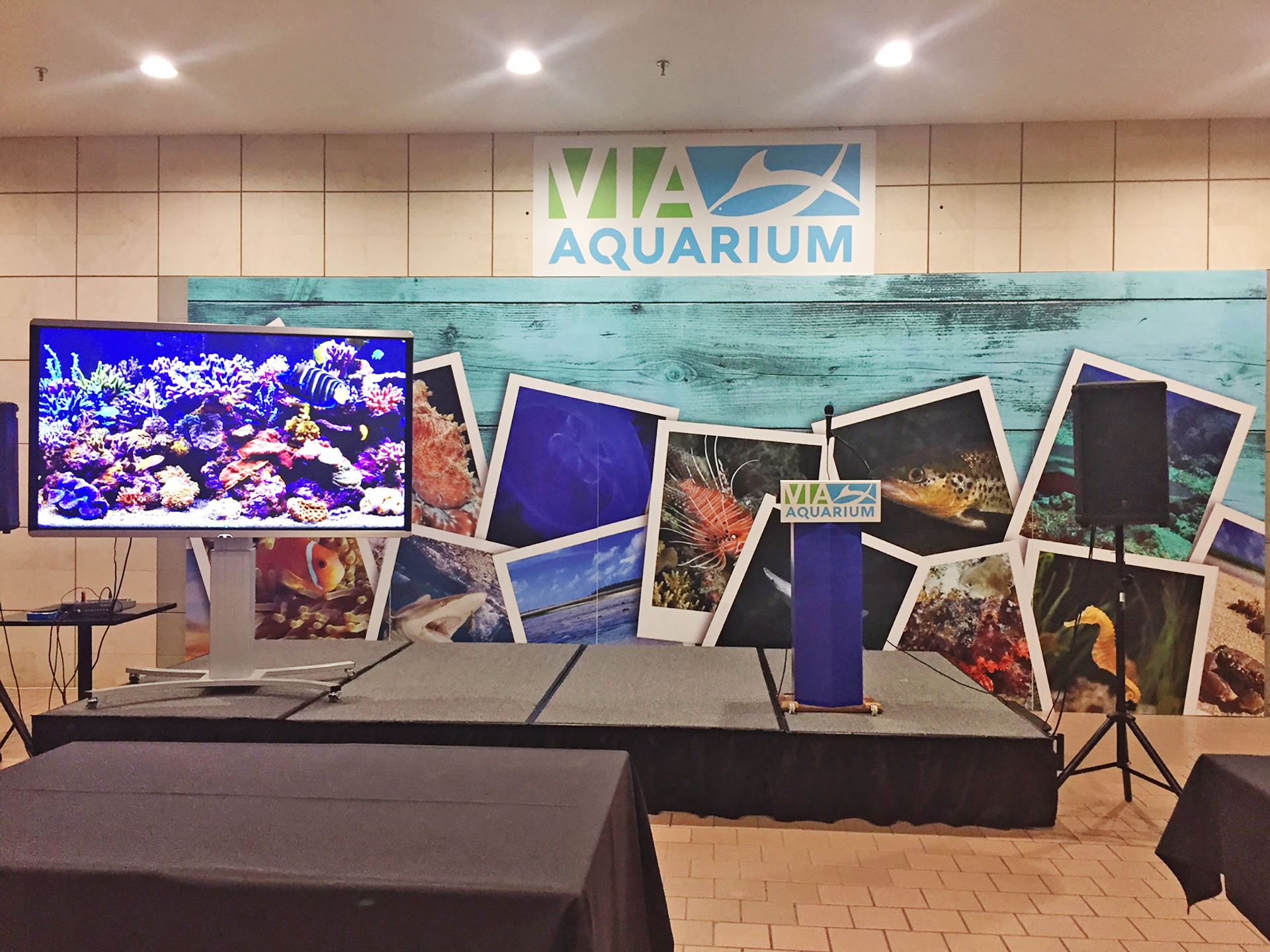 Aquarium Podim Sign