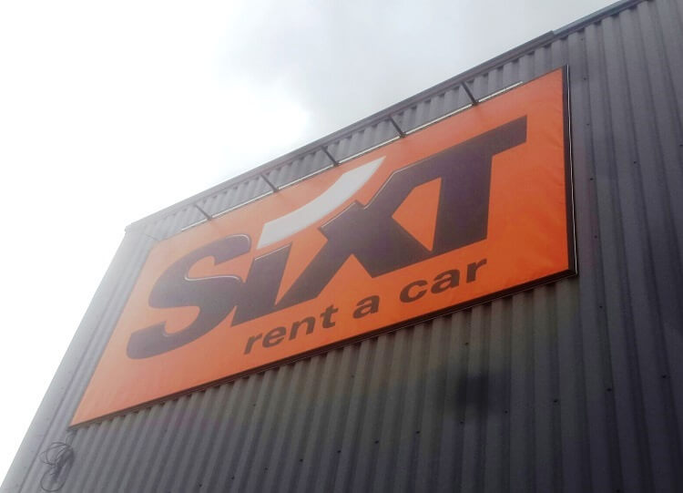 SIXT Building Banner