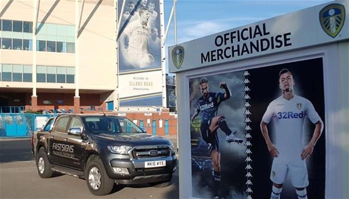 lufc-merchandise-shop-fastsigns-van (1)