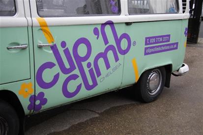 Clip 'n climo van graphics